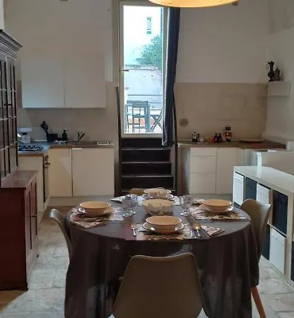 Spaziosa Casa Antica Apartament