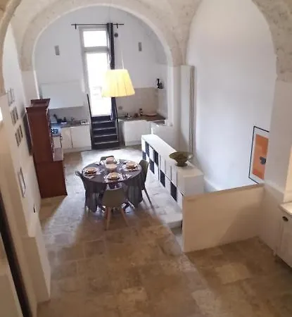 Spaziosa Casa Antica Apartment Bari