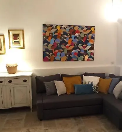 Spaziosa Casa Antica Lejlighed