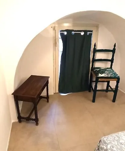 Spaziosa Casa Antica Appartamento Bari