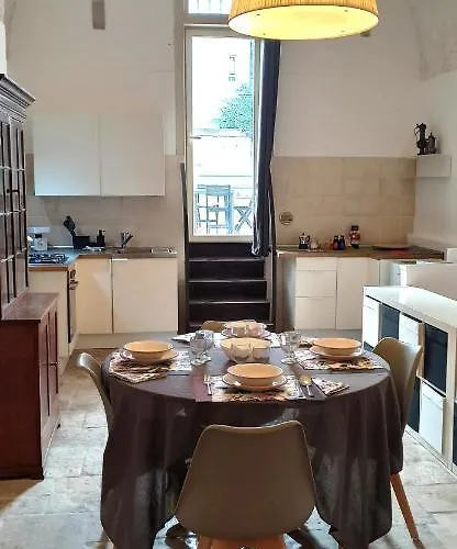 Spaziosa Casa Antica Bari