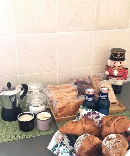 Spaziosa Casa Antica * Bari